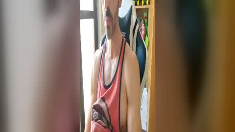 Snapshot of andrea_feetlover chatting on June 18, 8:03 am andrea_feetlover online show from June 18, 8:03 am
