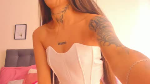 Snapshot of andrea_flow chatting on January 18, 1:29 pm Andrea online show from January 18, 1:29 pm