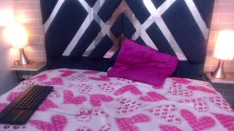 Andres Gil online show from February 15, 6:55 pm