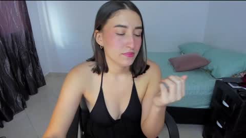 Snapshot of andrea_loaiza2 chatting on January 20, 7:57 pm Andrea online show from January 20, 7:57 pm