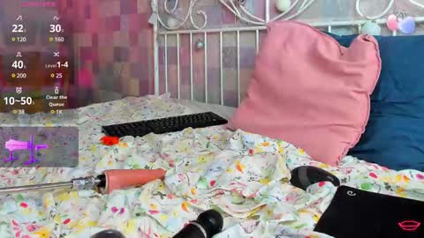 Andrea hereGMT7Mon Tue Wen ThFri Sat Su 0300am-0900am. online show from December 28, 3:26 am