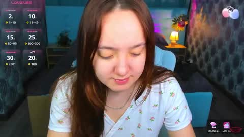 Andrea hereGMT7Mon Tue Wen ThFri Sat Su 0300am-0900am. online show from March 4, 12:50 am