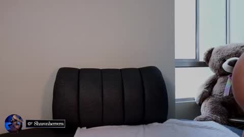 Snapshot of andrea_torres_ chatting on January 15, 8:23 pm online show from January 15, 8:23 pm