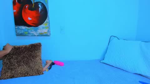 andrea online show from February 16, 9:37 am