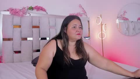 Andrea online show from June 7, 11:41 pm