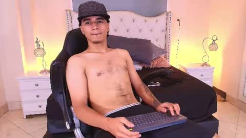 Andreao online show from July 28, 4:39 pm