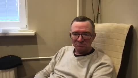 Snapshot of andreass60 chatting on January 15, 7:35 am andreass60 online show from January 15, 7:35 am