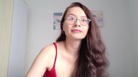 Snapshot of andreawine89 chatting on June 5, 8:47 pm Andrea see you soon 20 january 300 pm GMT 5 online show from June 5, 8:47 pm