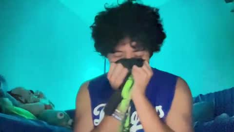 Snapshot of andrelabuda9 chatting on December 4, 5:49 am Andre Labuda online show from December 4, 5:49 am