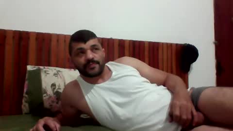 Snapshot of andreloko123 chatting on September 10, 12:43 am andreloko123 online show from September 10, 12:43 am