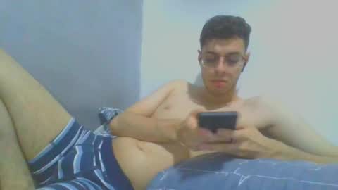 andres129494 online show from November 22, 2:21 am