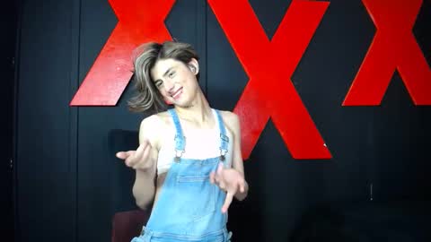 Alann online show from February 19, 2:57 pm