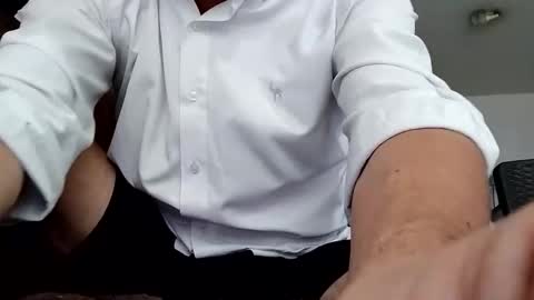 Snapshot of andresfloga chatting on May 20, 2:34 pm andresfloga online show from May 20, 2:34 pm