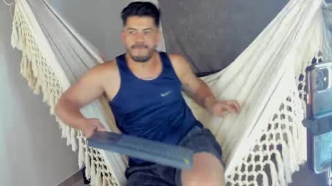 Snapshot of andressmith__ chatting on May 27, 12:07 am Andres online show from May 27, 12:07 am