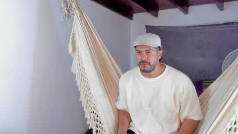 Snapshot of andressmith__ chatting on June 3, 12:35 am Andres online show from June 3, 12:35 am