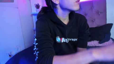 Snapshot of andreuw_wolf chatting on March 7, 10:56 am Andreuw Wolf online show from March 7, 10:56 am