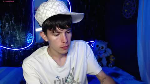 andrew_angels online show from April 15, 8:21 am