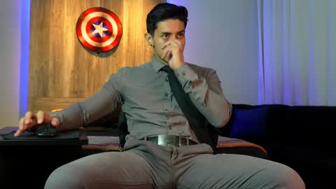 Andrew online show from December 4, 6:22 am