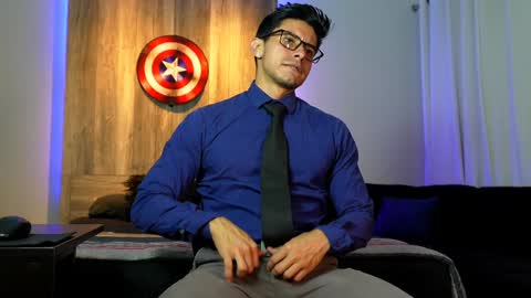 Andrew online show from December 9, 5:51 am