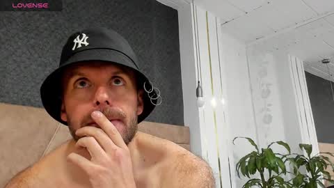 andrew_jackson42 online show from March 9, 6:39 am