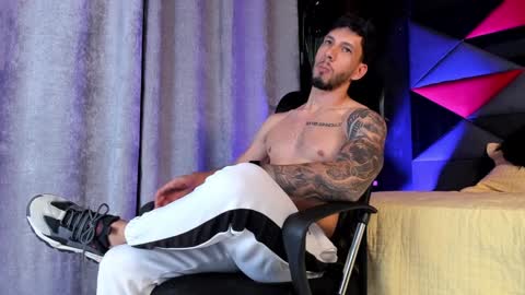 Andrew Mathwes online show from December 3, 9:45 pm