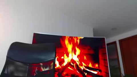 Snapshot of andrew_west_ chatting on January 1, 10:24 pm ANDREW WEST online show from January 1, 10:24 pm