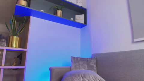 ANDREW WEST online show from December 14, 2:39 am