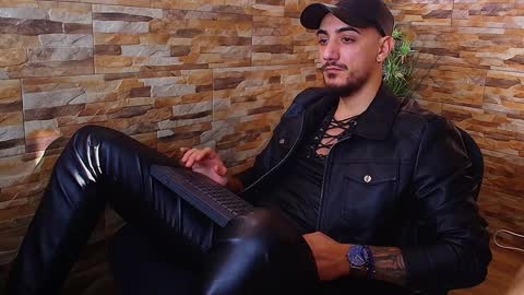 MasterRomania  online show from December 15, 10:50 am