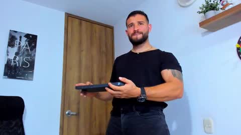 Andrew Diaz online show from October 16, 12:55 am