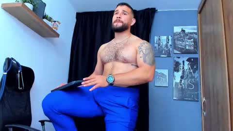 Andrew Diaz online show from October 21, 6:14 am