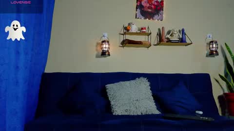 andrewfalcon_ online show from May 10, 9:58 am