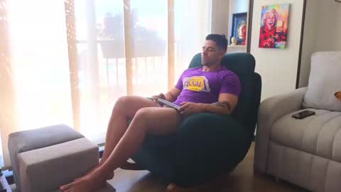 Andrew online show from February 10, 2:32 pm