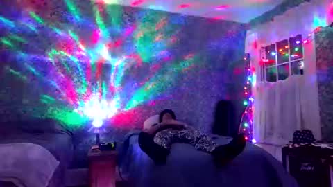 andrewgennie online show from December 8, 11:19 pm