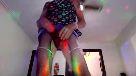 andrewgennie online show from October 22, 11:37 pm