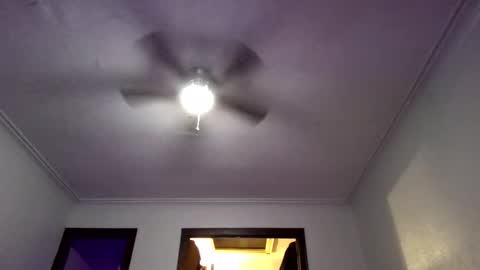 andrewgennie online show from May 10, 7:02 am