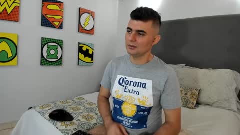 Snapshot of andrhes_muller chatting on February 17, 1:42 pm andrhes muller online show from February 17, 1:42 pm