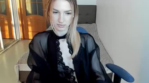 Snapshot of andrianabelle chatting on September 18, 3:36 pm andrianabelle online show from September 18, 3:36 pm