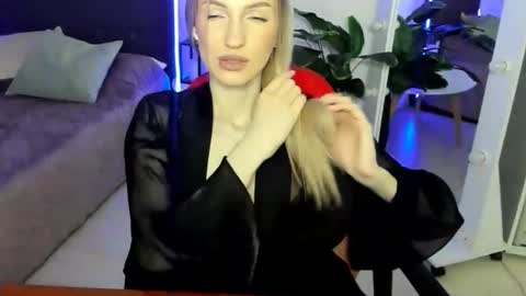 andrianabelle online show from January 8, 6:54 pm