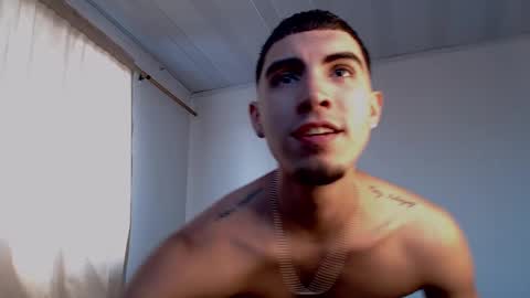 Snapshot of andriuhot066 chatting on December 3, 9:34 pm andriuhot066 online show from December 3, 9:34 pm