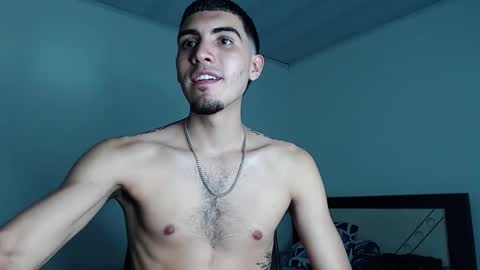 Snapshot of andriuhot066 chatting on December 5, 4:42 am andriuhot066 online show from December 5, 4:42 am