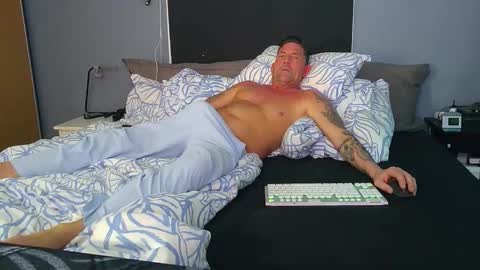 andrjoer online show from March 30, 3:57 pm