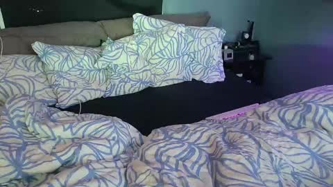 andrjoer online show from April 22, 11:56 am