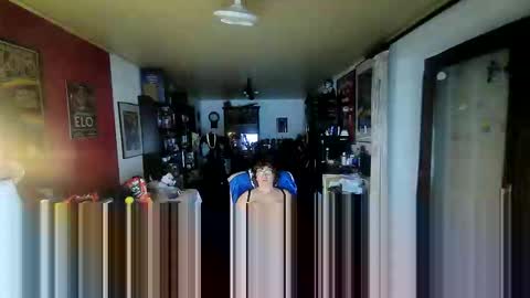 Snapshot of androgynia1 chatting on October 28, 6:28 am androgynia online show from October 28, 6:28 am