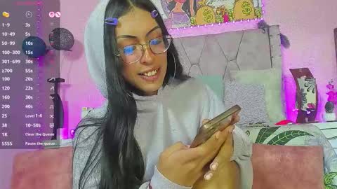 Snapshot of andromedashine chatting on October 15, 7:30 am vero paez online show from October 15, 7:30 am