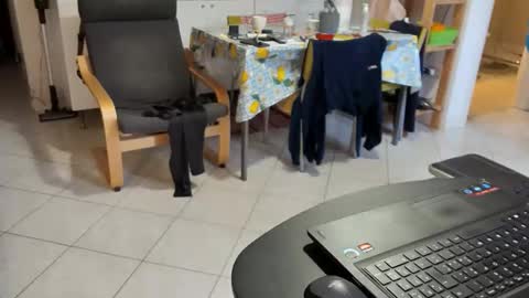 androx77 online show from March 26, 9:37 am