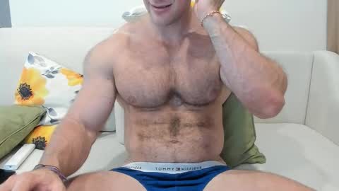 Snapshot of andry_dick chatting on December 15, 4:50 am Andry online show from December 15, 4:50 am