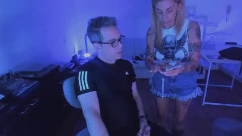 Andrew online show from November 9, 7:39 am