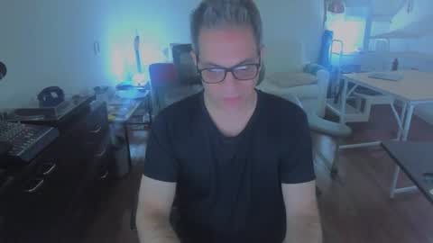 Andrew online show from February 9, 11:47 am