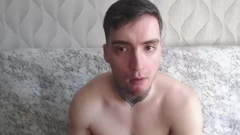 Snapshot of andy4life chatting on June 29, 2:06 pm andy4life online show from June 29, 2:06 pm