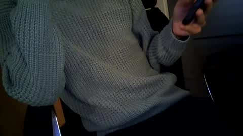 andy_24j online show from November 26, 4:19 pm